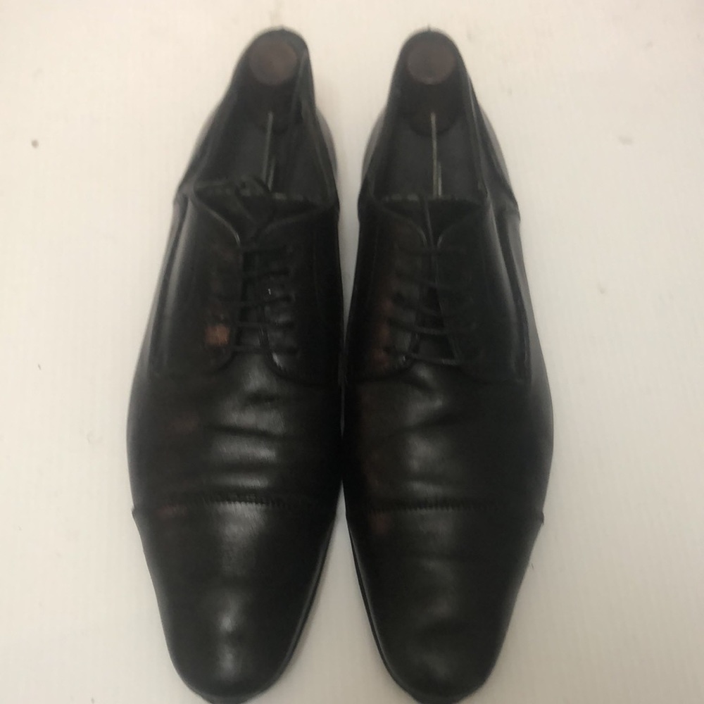 Louis Vuitton dress shoe